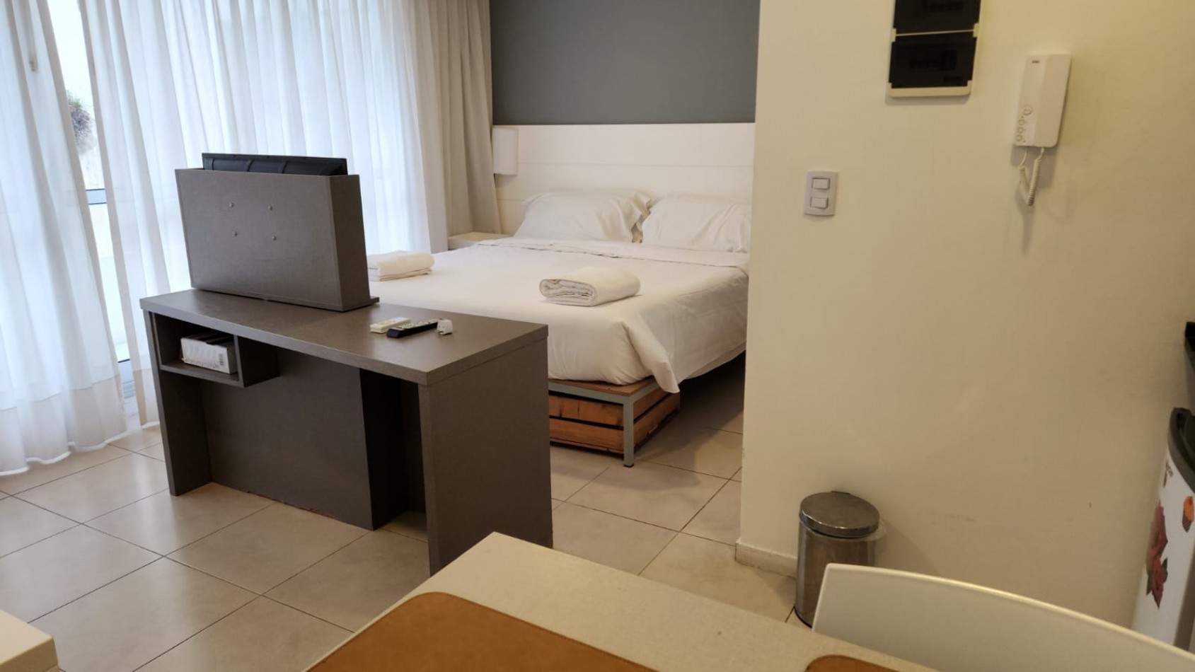 Departamento amoblado - Balcarce 608