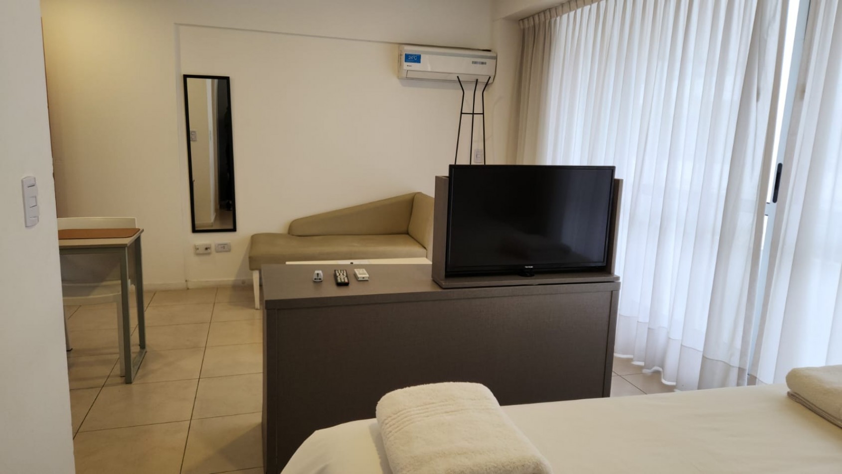 Departamento amoblado - Balcarce 608