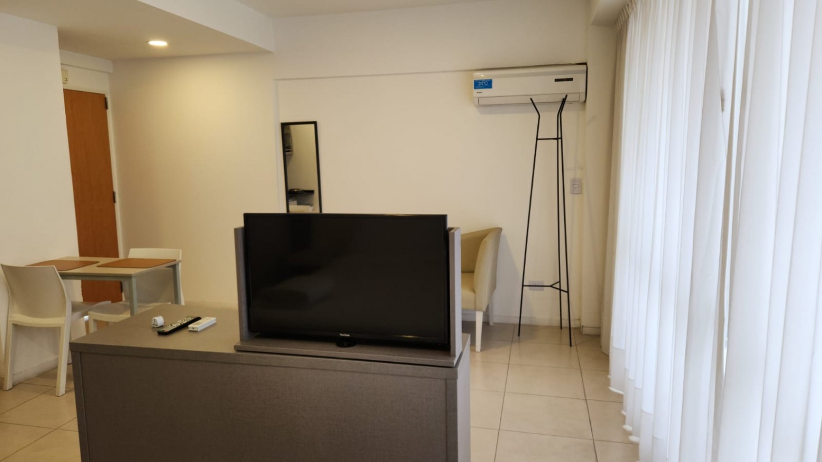 Departamento amoblado - Balcarce 608