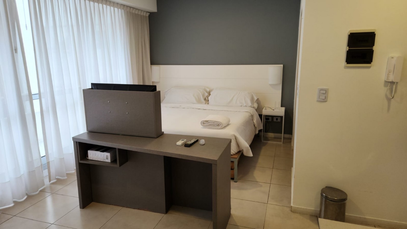 Departamento amoblado - Balcarce 608