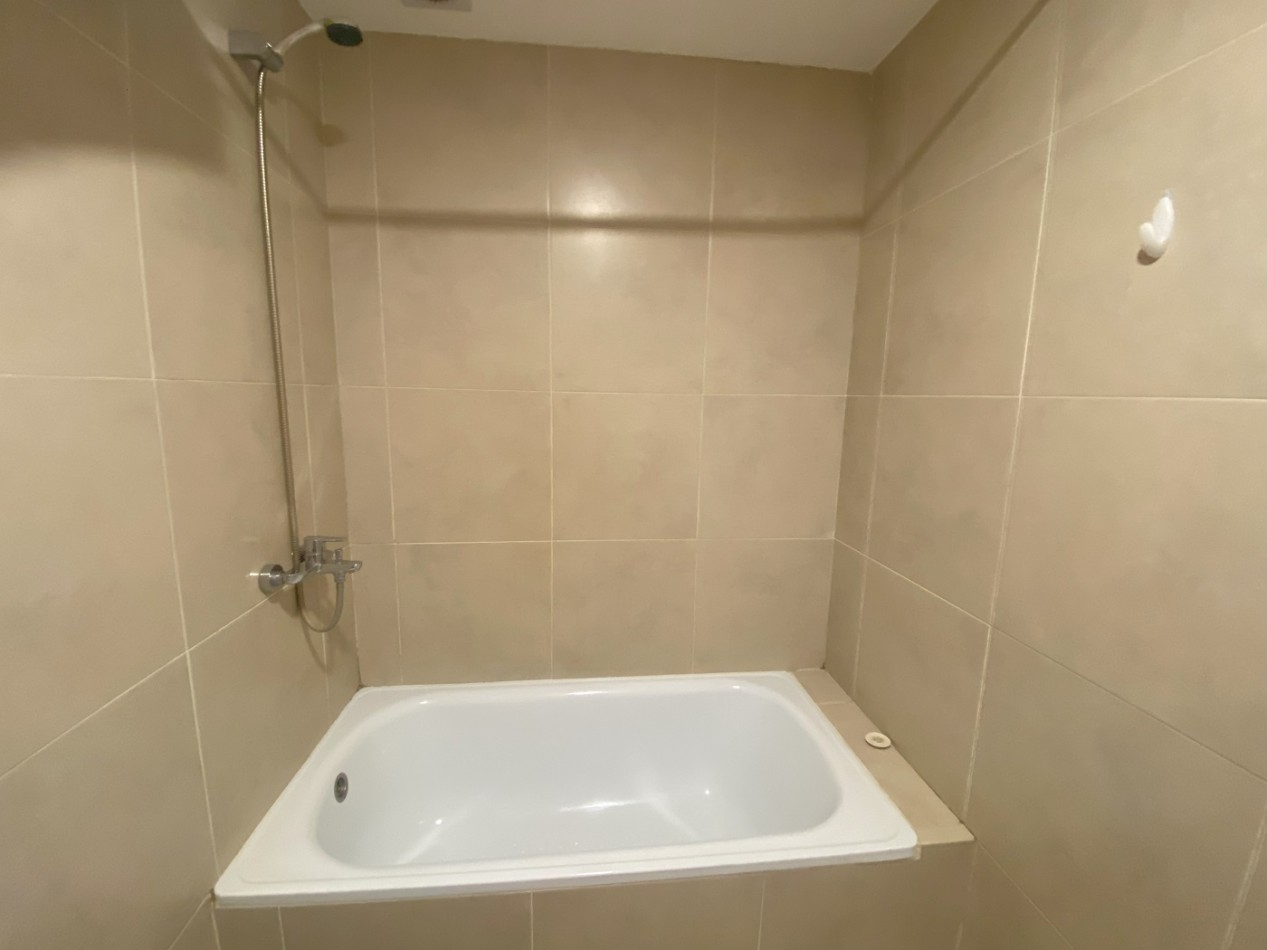 Departamento Amoblado en Congreso - Monoambiente Grande con doble Balcon. 