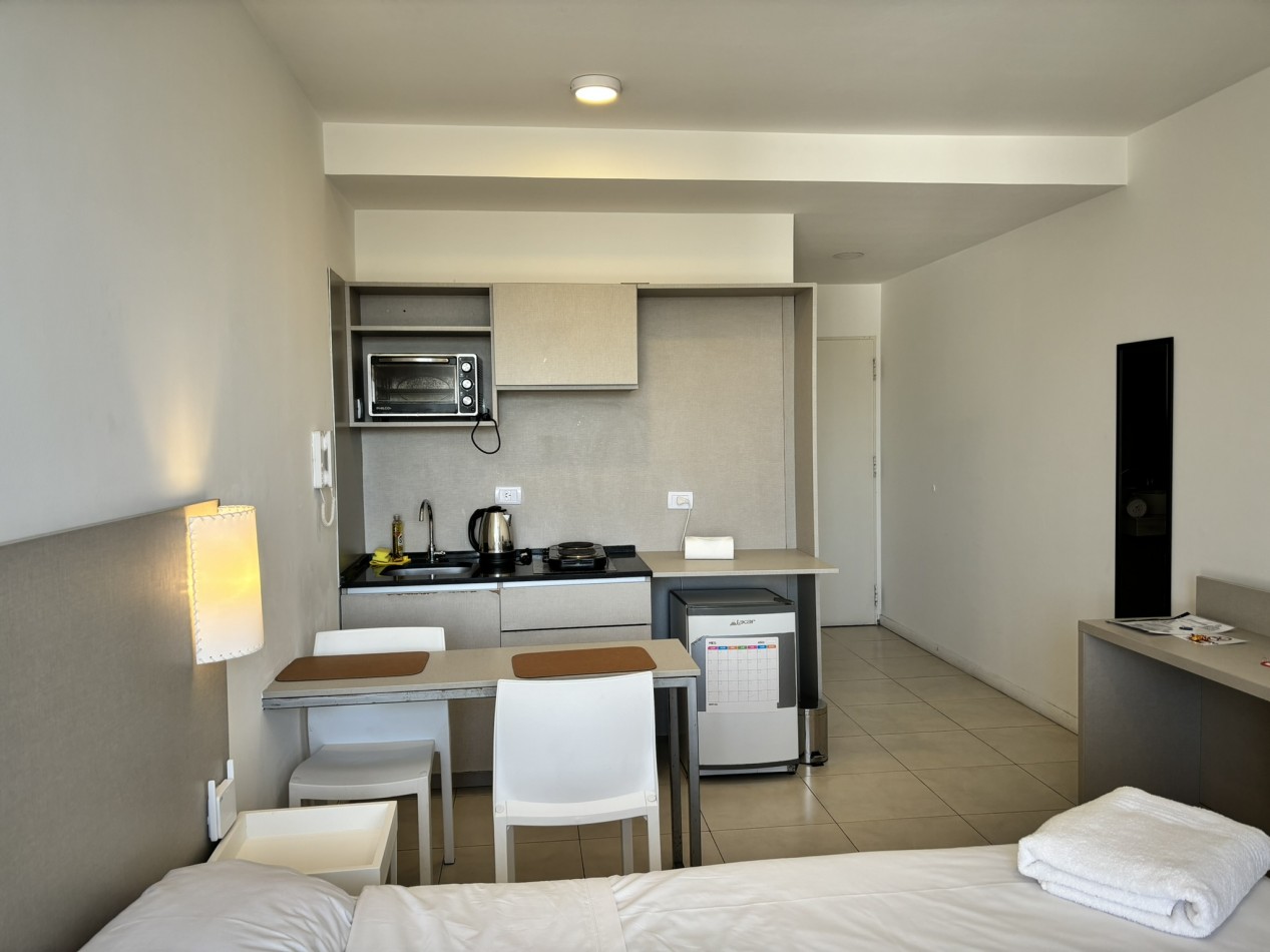 Departamento Amoblado en Congreso - Monoambiente mediano.