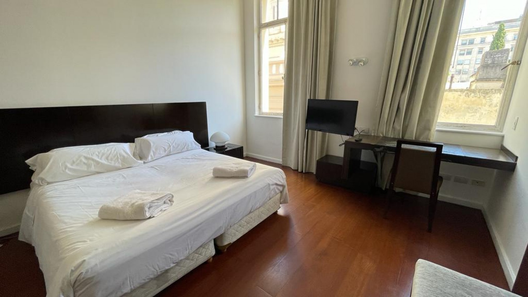 Departamento Amoblado en San Telmo - Moreno 38 -